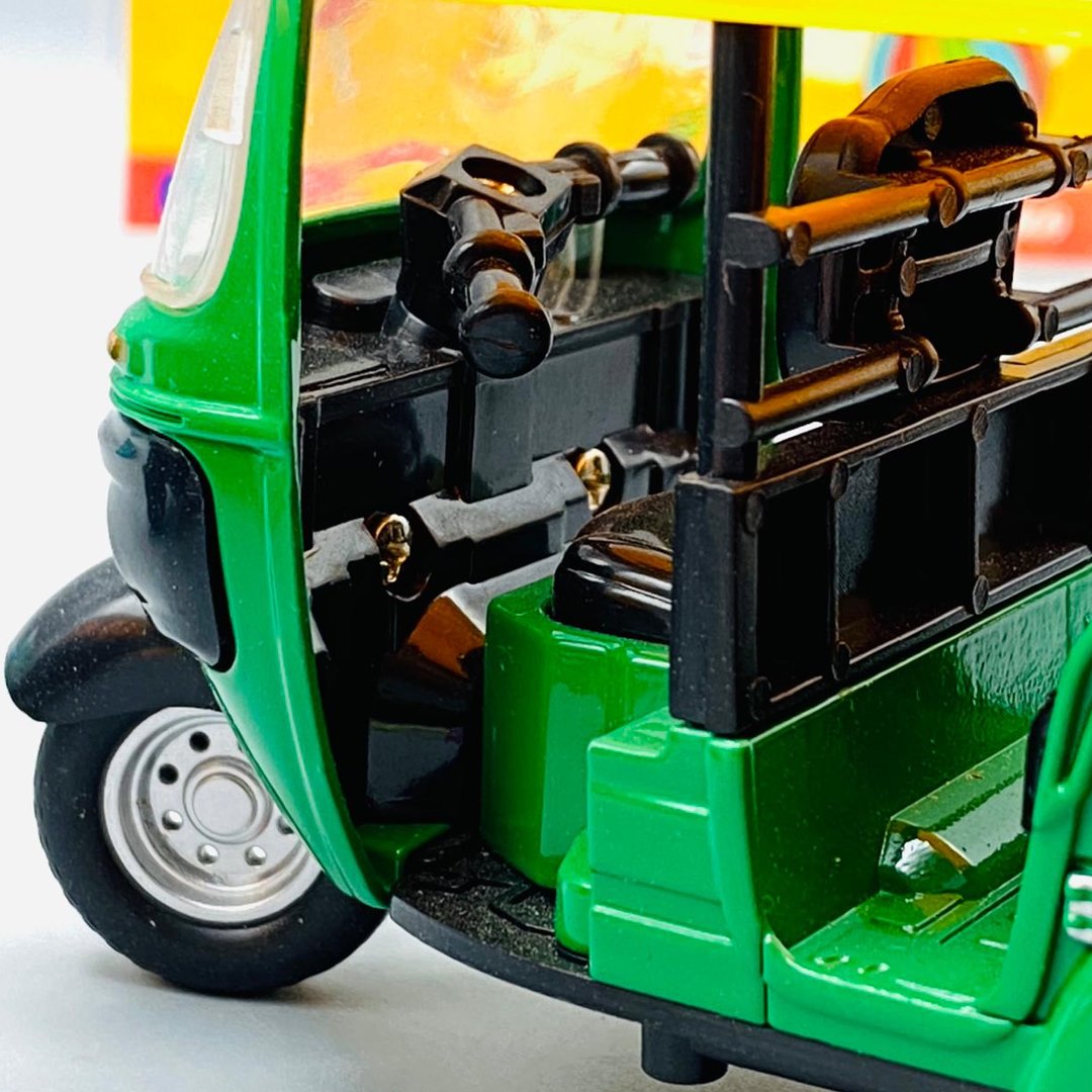 Metal Miniature CNG Auto Rickshaw