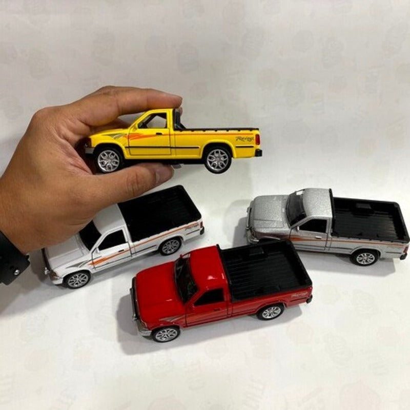 1:36 Scale Toyota Pickup