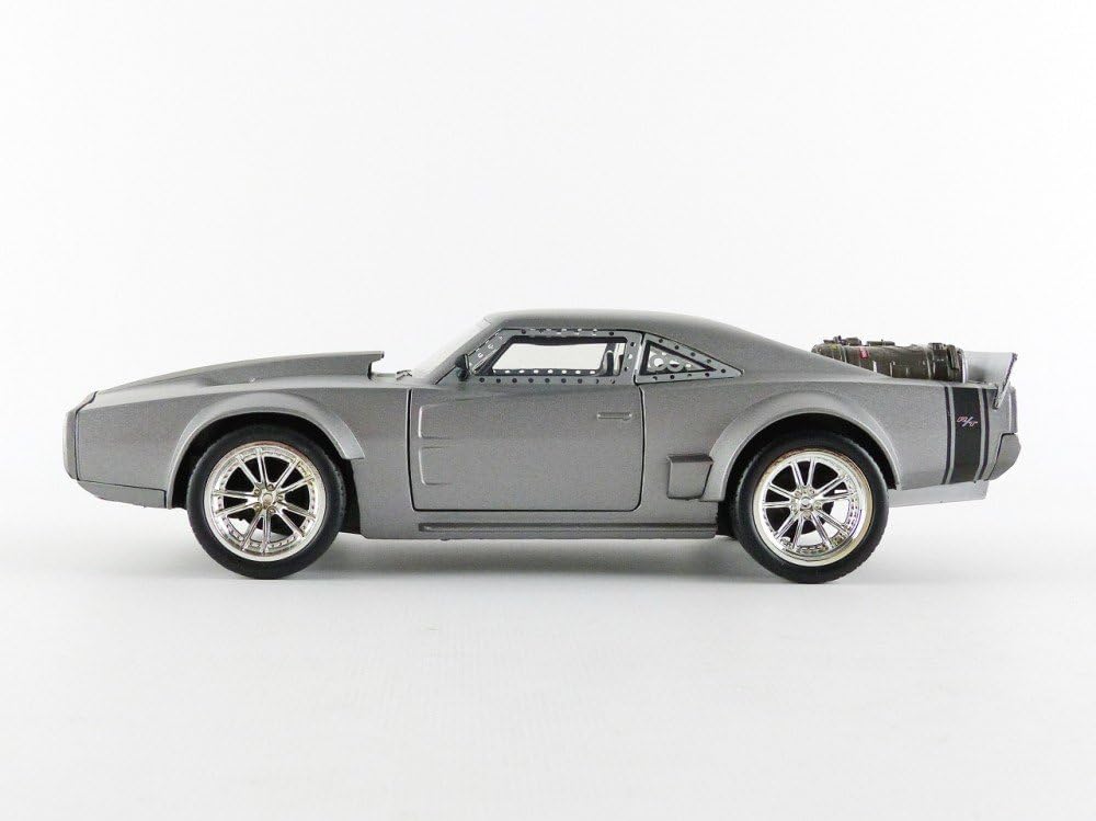 Fast & Furious 8 Diecast Model 1/24 Dom's Ice Charger