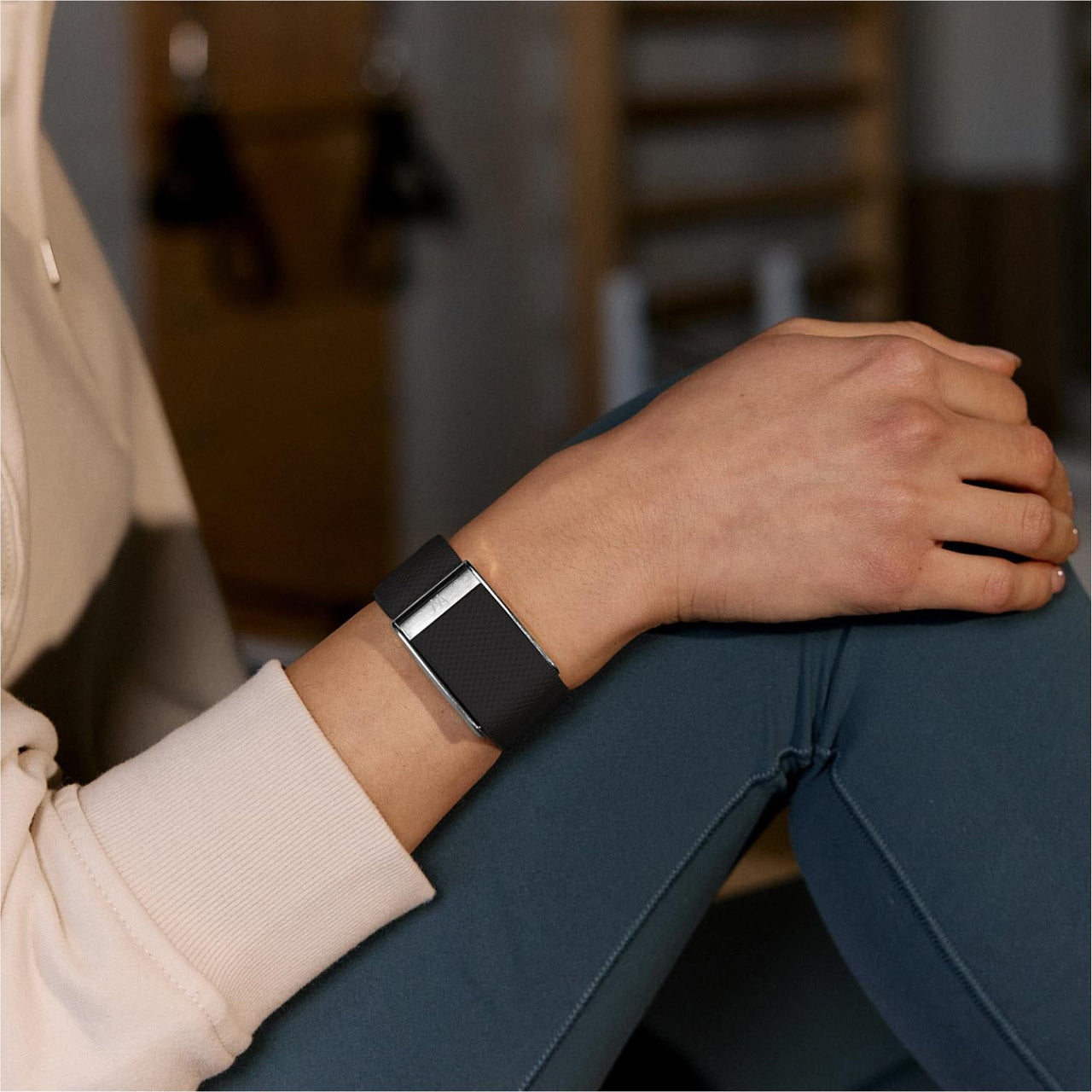 WHOOP Life MG Sensor + SuperKnit Luxe Band Wireless PowerPack