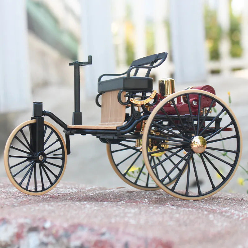 1:12 Scale Retro Alloy Tricycle