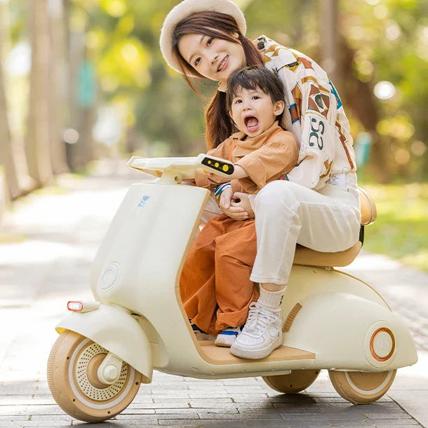 Battery Oprater  Rocky Scooter For Kids Light And Sound