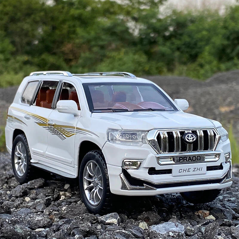 1:24 Diecast Toyota Land Cruiser Prado With Smoke