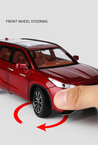 Thumbnail for 1:24 Diecast Toyota Crown Kluger