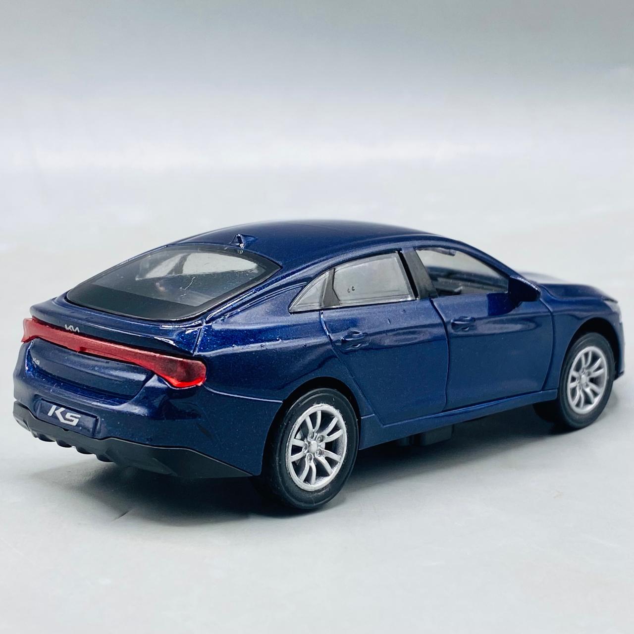 Diecast Kia K5/Optima Model Car 1:32 Scale | Simulated Alloy with Sound & Light | Collector's Toy