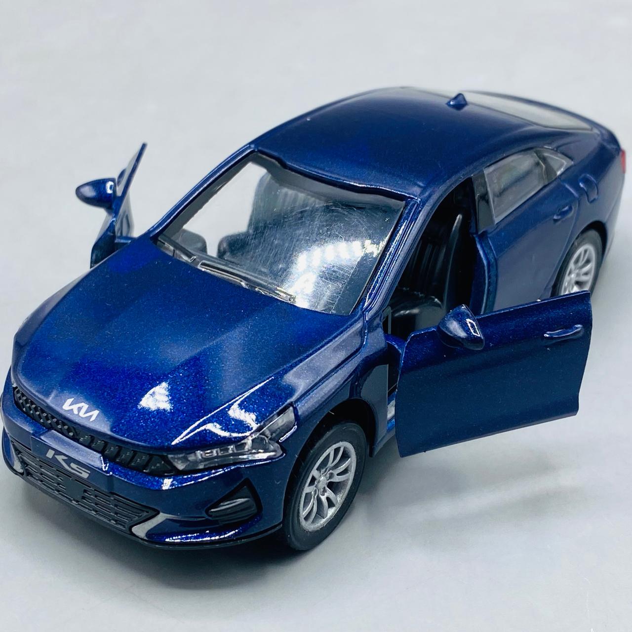 Diecast Kia K5/Optima Model Car 1:32 Scale | Simulated Alloy with Sound & Light | Collector's Toy