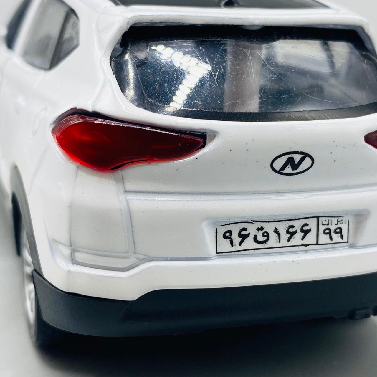 Diecast White Kia Sportage (or Similar SUV) Model Car 1:32 Scale | Simulated Alloy with Lights & Sound