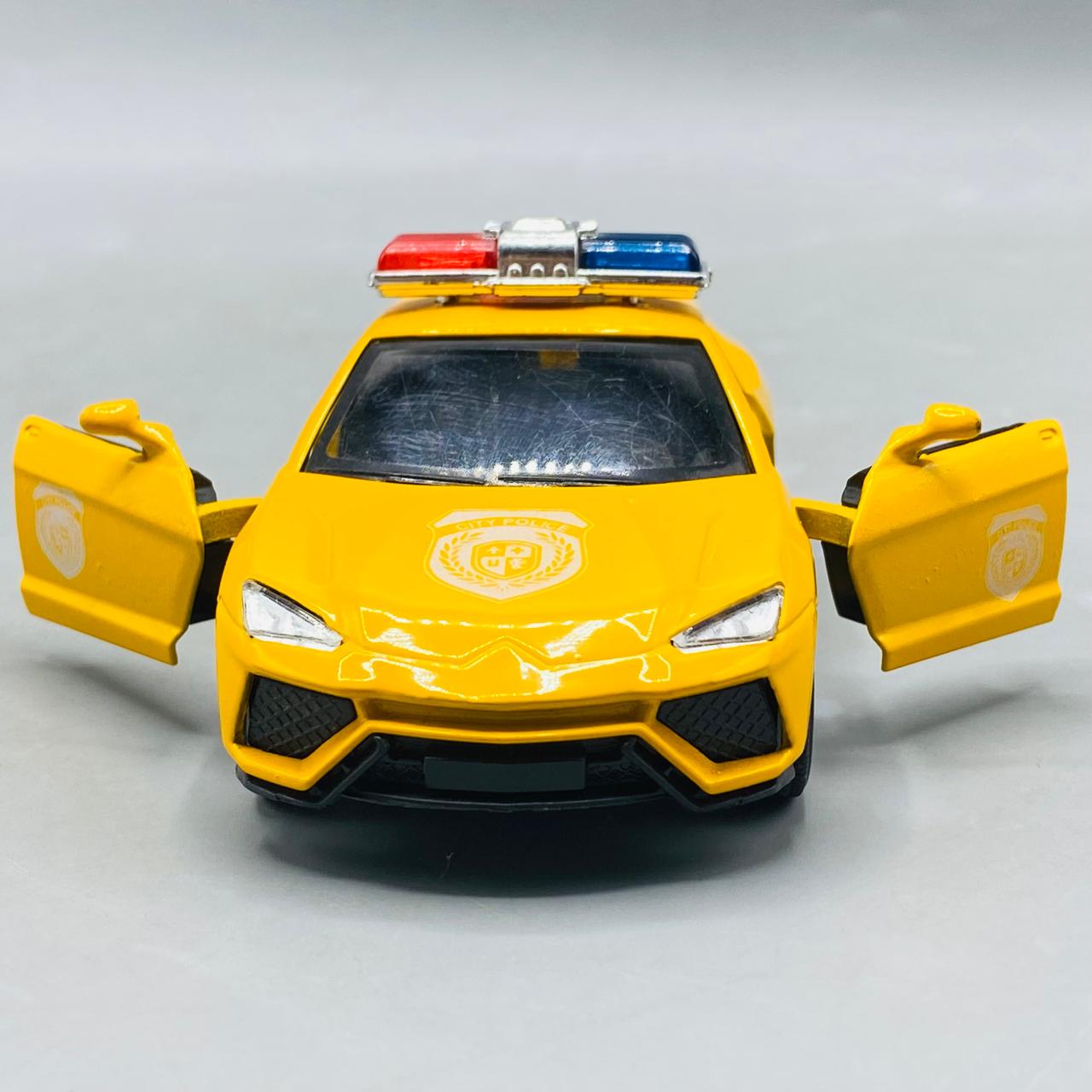 1:32 Scale Die-Cast Yellow Police SUV Sportscar Model