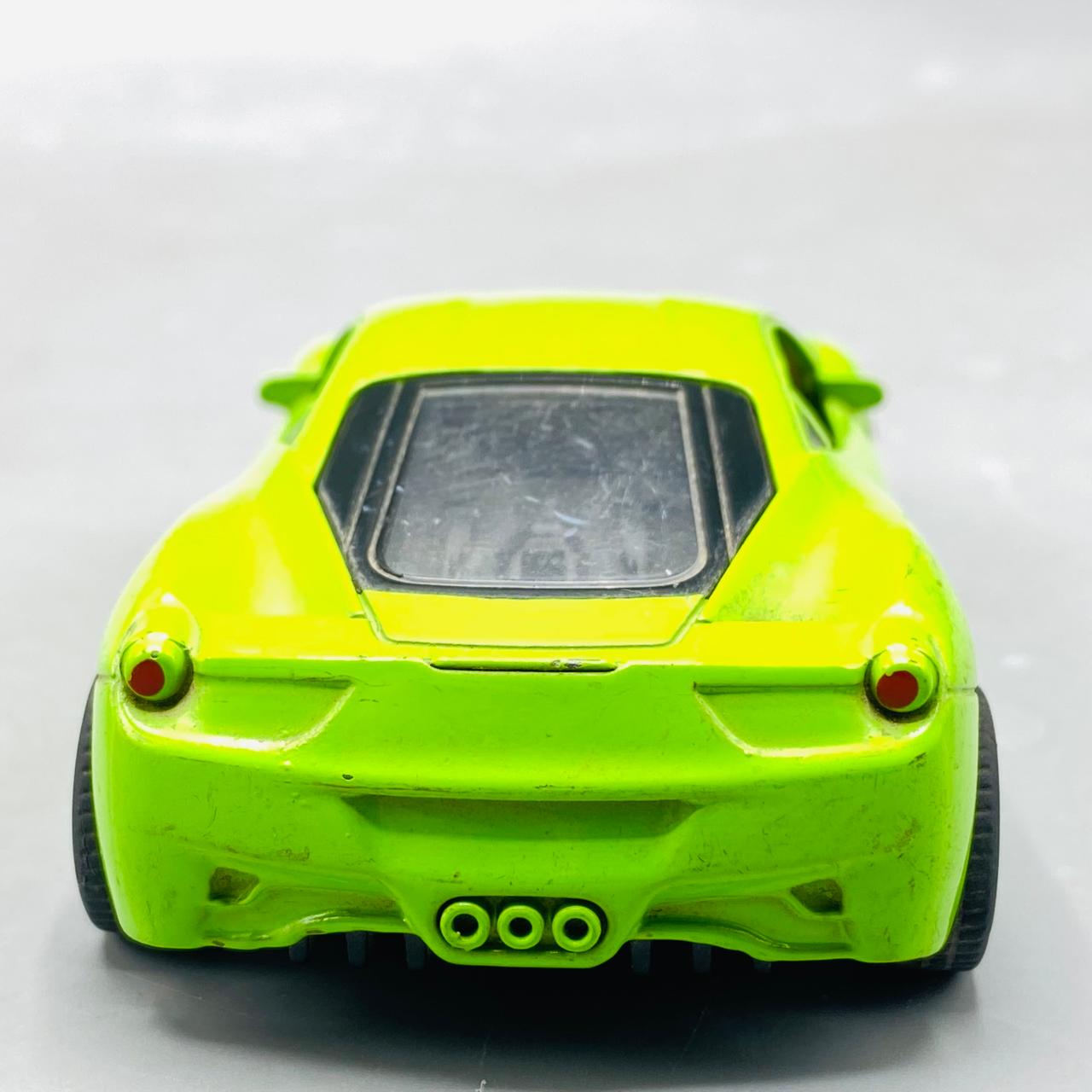 1:36 Scale Ferrari 458 Italia Diecast Metal Sports Car