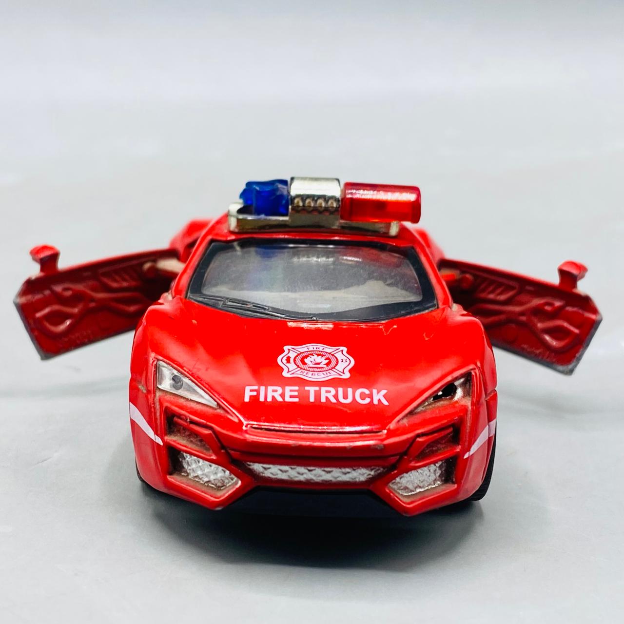 1:36 Scale Red Fire Supercar Die-Cast Model