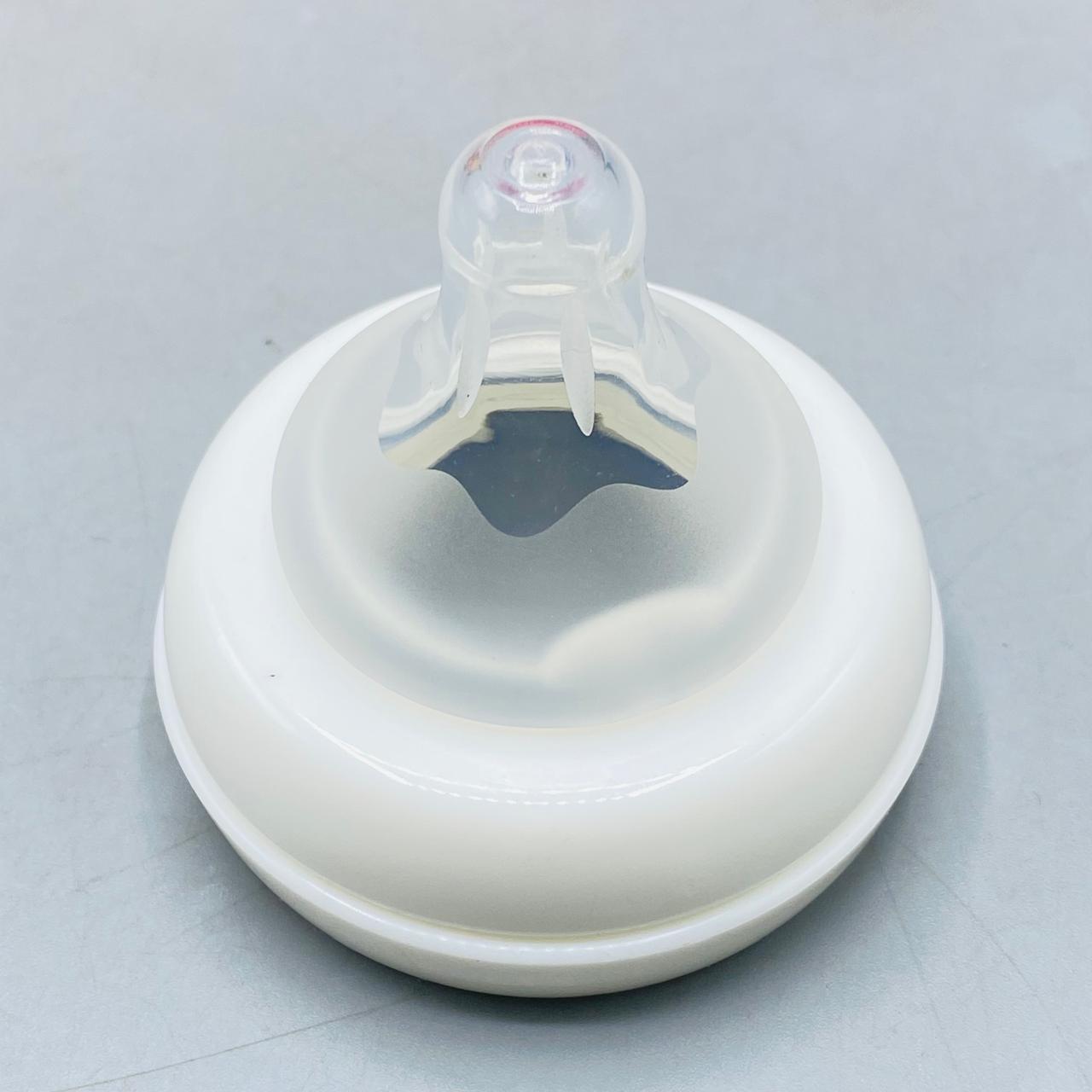 Adorable Animal Print Baby Feeder Bottle - Ergonomic & Easy-Flow Nipple