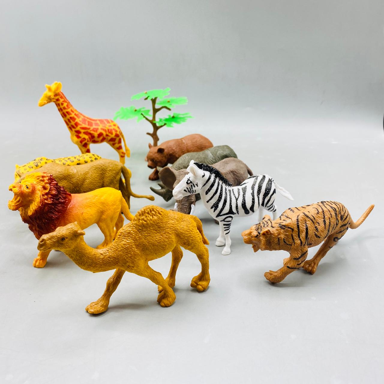 22 Piece Rubber Animal Zoo Box Set