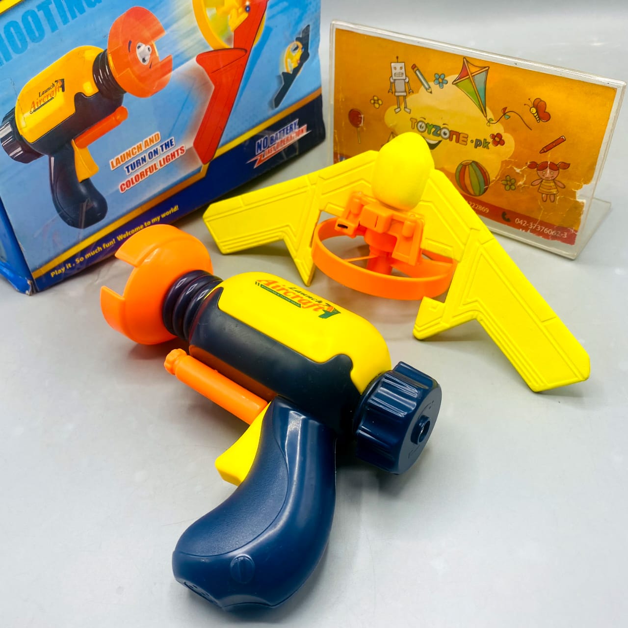 Launch Aircraft Hand-Powered Shooting & Flying Game