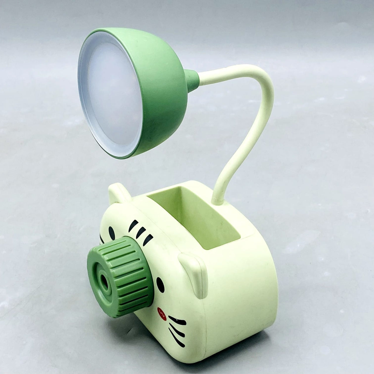 💡🐈 Cute Kitten Multi-Function Desk Lamp with Pencil Sharpener & Holder