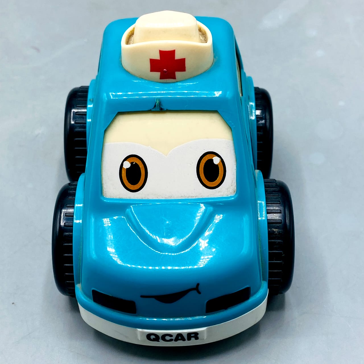 🚑 CAR Talking Ambulance Toy - Blue Friction Powered Vehicle with Character Face