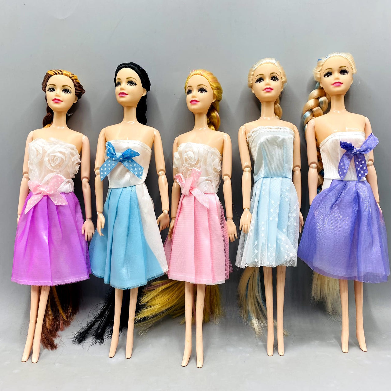 👑 Deluxe Fashion Doll with Poseable Joints & Long Braided Hair