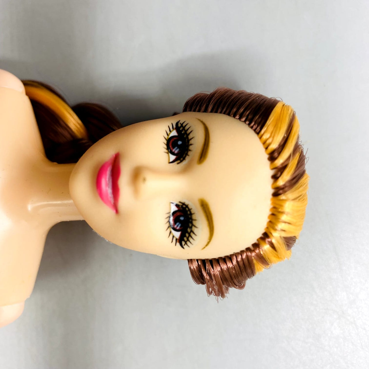 👑 Deluxe Fashion Doll with Poseable Joints & Long Braided Hair