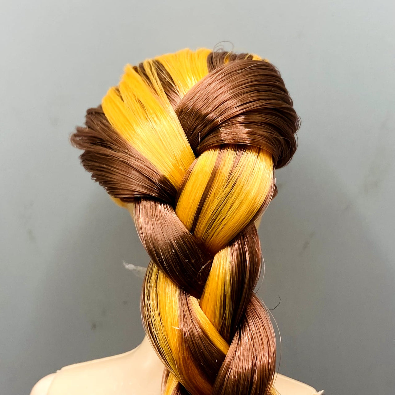 👑 Deluxe Fashion Doll with Poseable Joints & Long Braided Hair