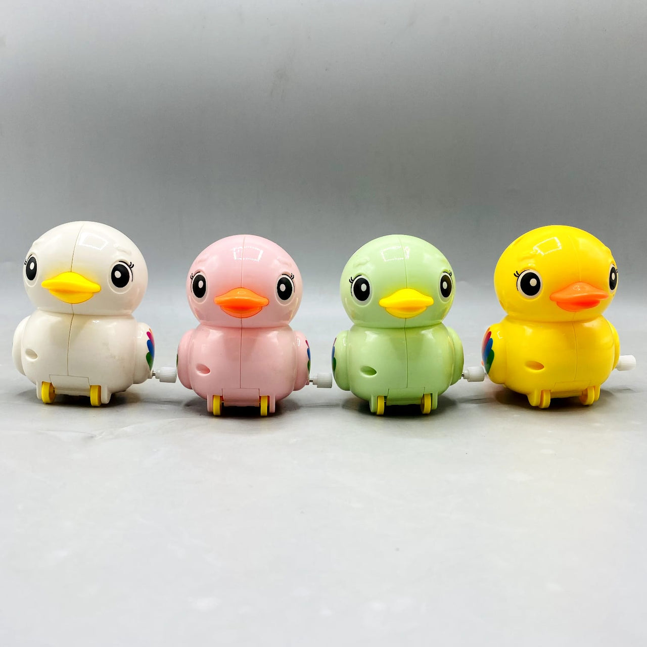 🐥 Wind-Up Waddle Chick Toy