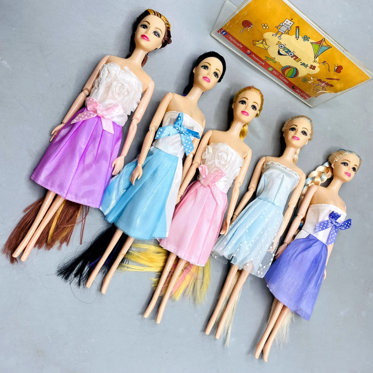 👑 Deluxe Fashion Doll with Poseable Joints & Long Braided Hair