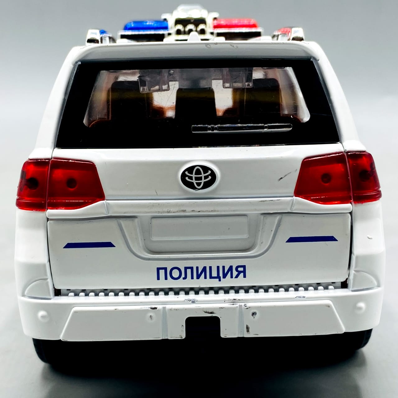 1:24 Diecast Toyota Land Cruiser Police Car With Light and Sound