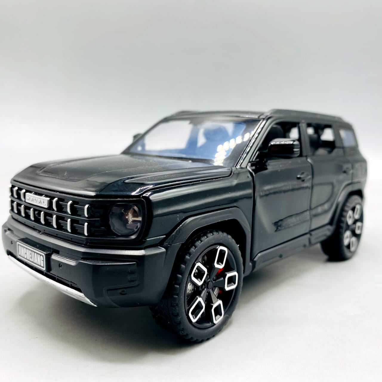 1:24 Diecast Haval X Dog With Light and Sound