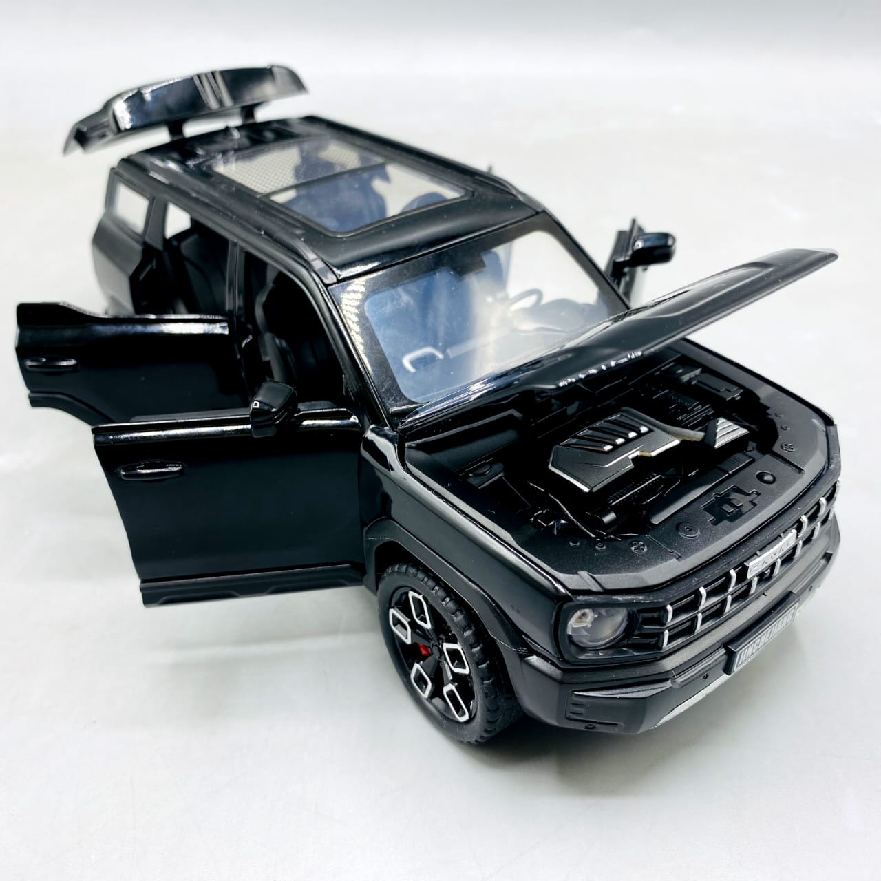 1:24 Diecast Haval X Dog With Light and Sound