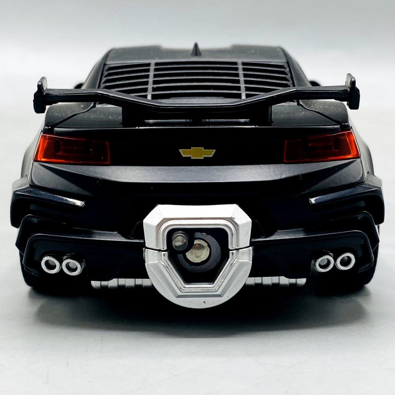 1:24 Diecast Chevrolet Camaro With Light Sound and Smoke