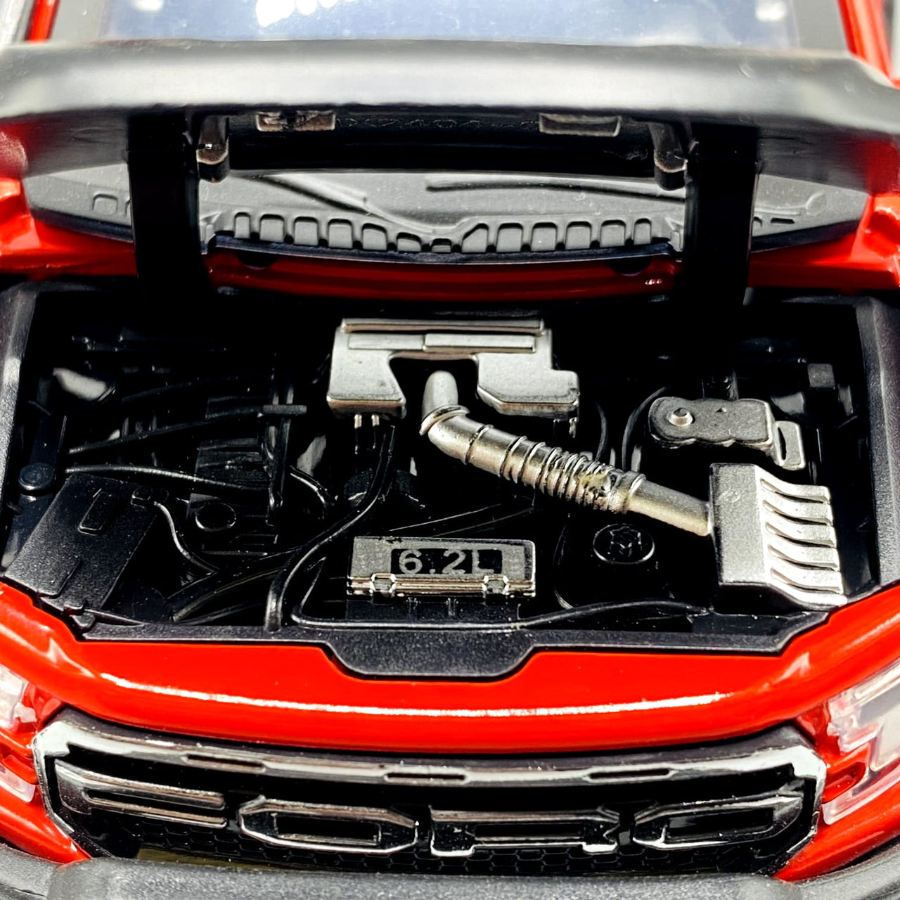 1:24 Diecast Ford Raptor With Light Sound and Smoke