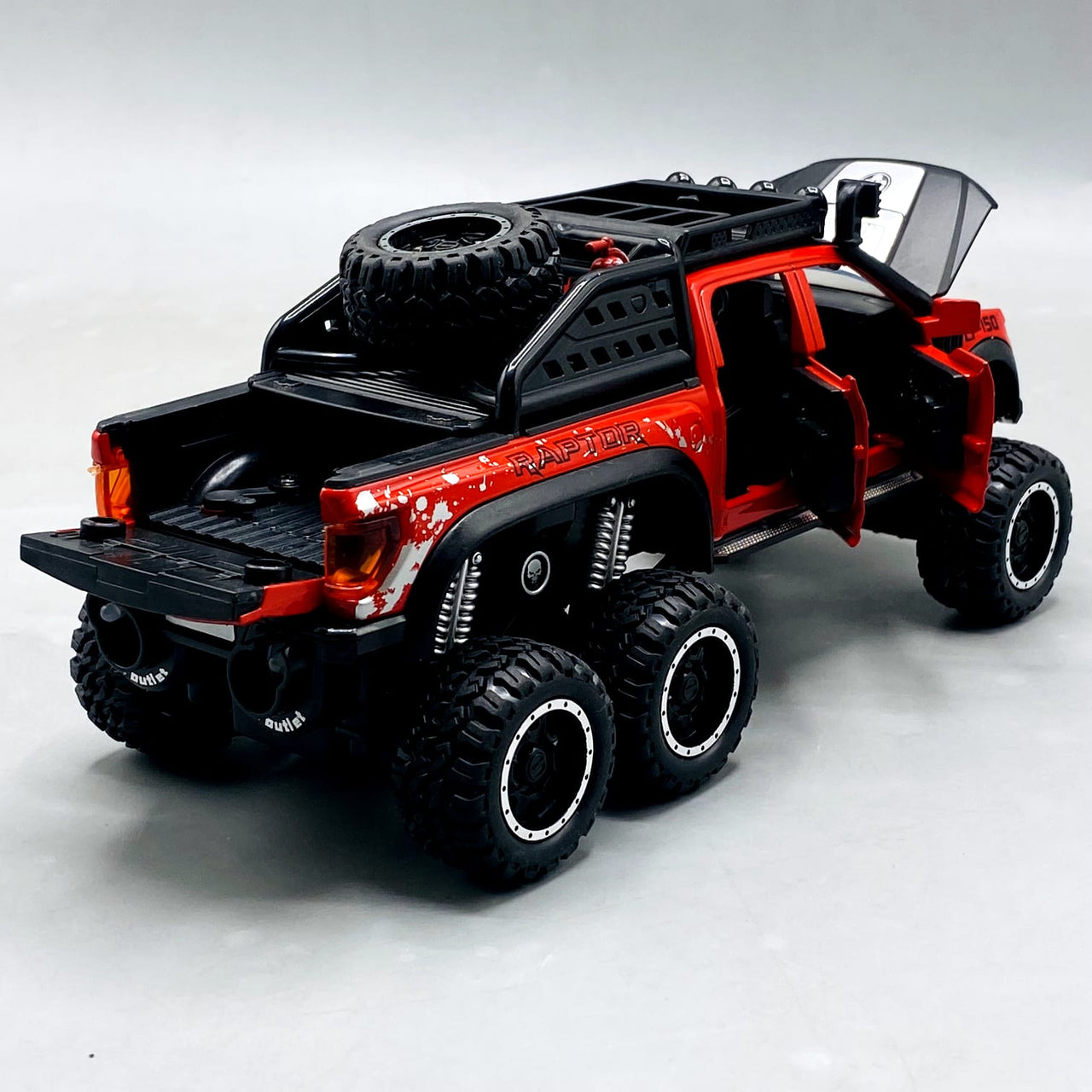 1:24 Diecast Ford Raptor With Light Sound and Smoke