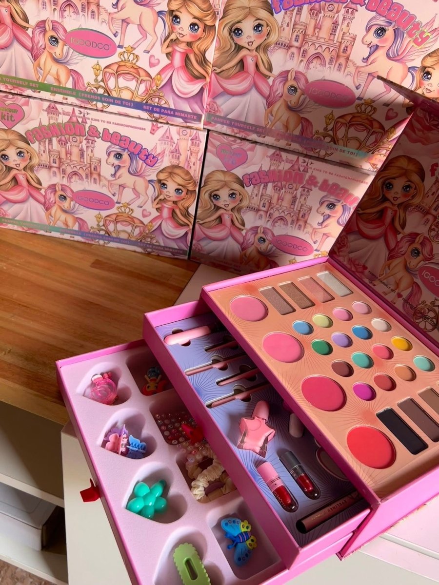 IGOODCO Makeup Kit With 50+ Accessories