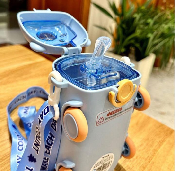Portable Bus Water Bottle With Silicone Straw