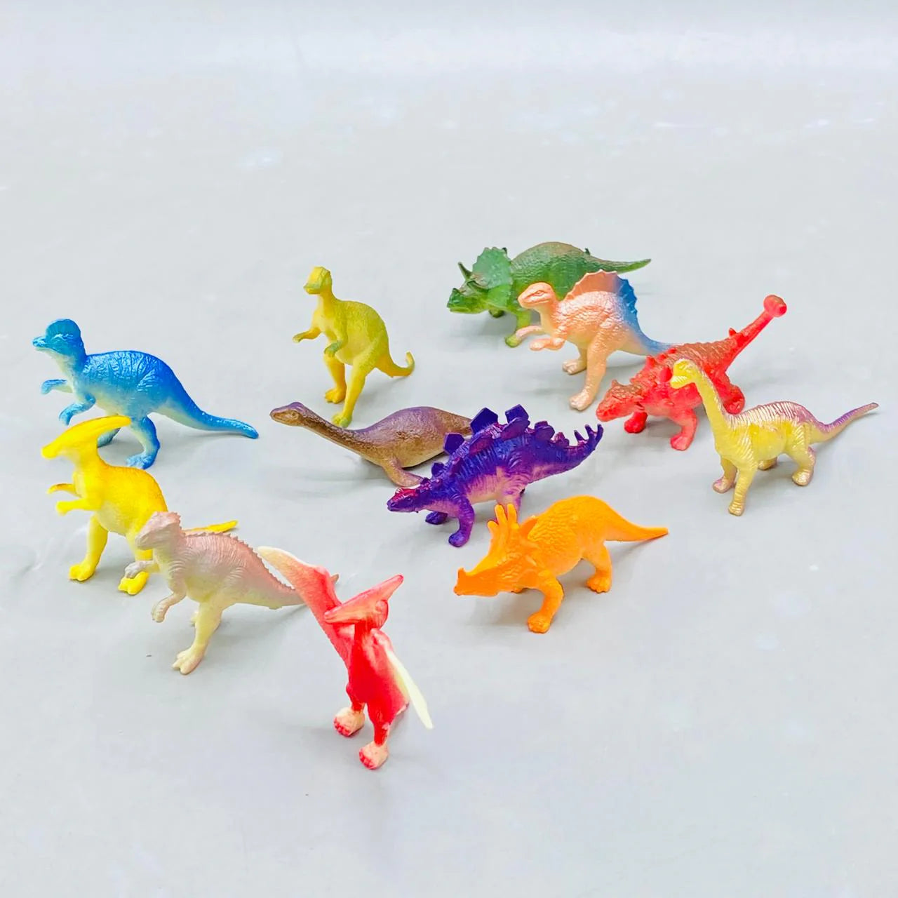 22 Piece Rubber Animal Zoo Box Set