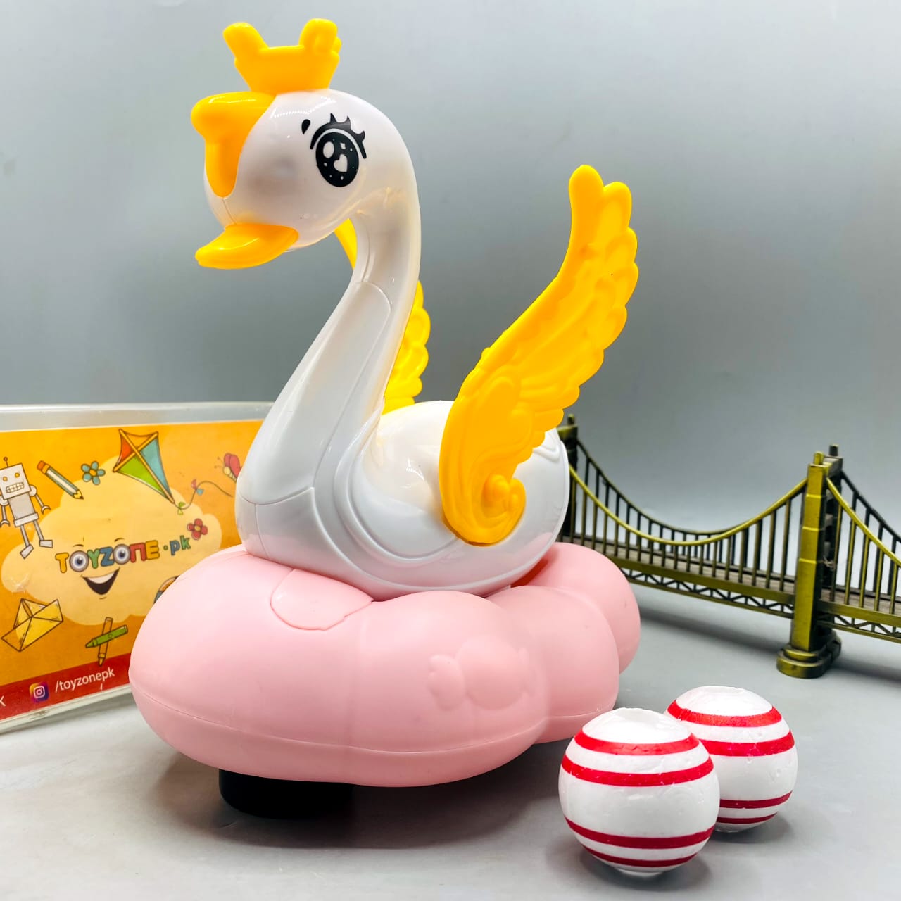 360 Rotate Floting Funny Swan With Light And Sound