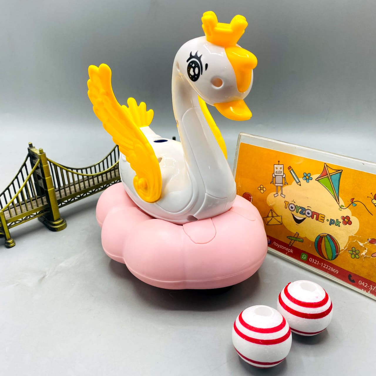 360 Rotate Floting Funny Swan With Light And Sound