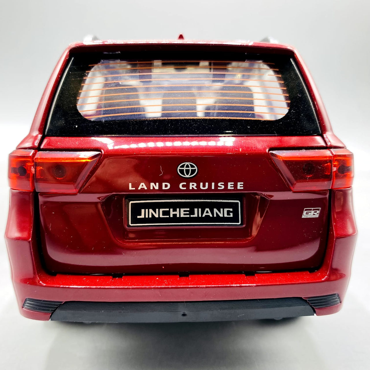 1:24 Diecast Toyota Land Cruiser LC300 With Light and Sound