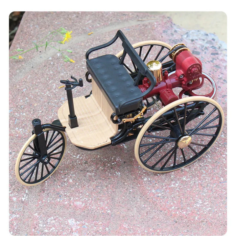1:12 Scale Retro Alloy Tricycle