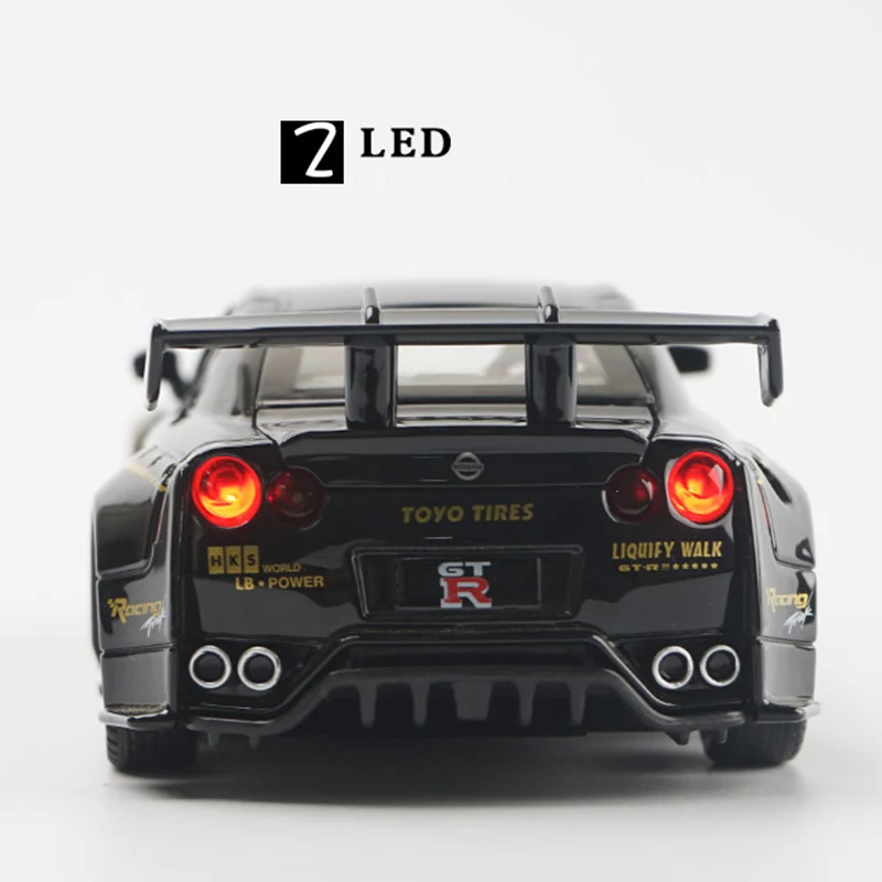 1:24 Scale Nissan-GTR-R35 Die-Cast Model