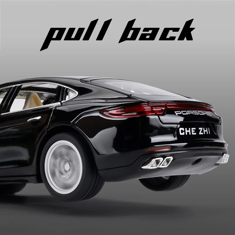 1:24 Scale Panamera Porsche Diecast Model