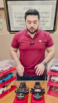 1:24 Diecast Toyota Land Cruiser Police Car With Light and Sound