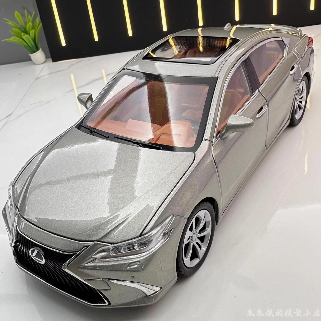 1:24 Diecast Lexus ES300 Luxury Sedan