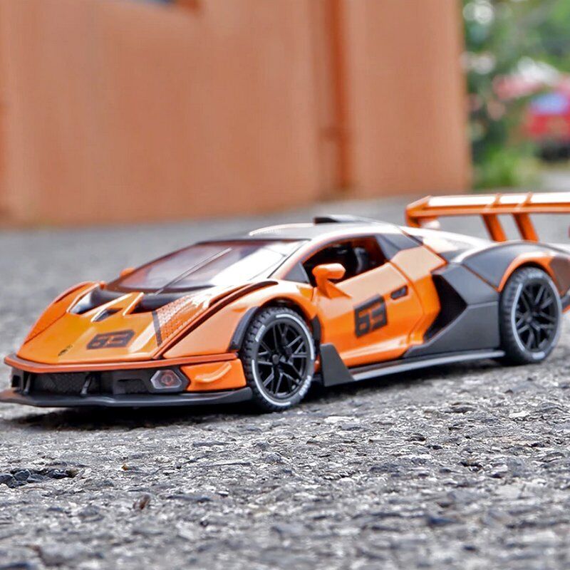 1:24 Lamborghini Essenza Diecast Model Car Toy