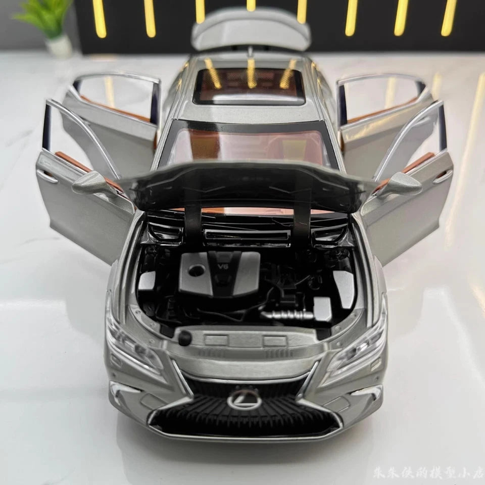 1:24 Diecast Lexus ES300 Luxury Sedan