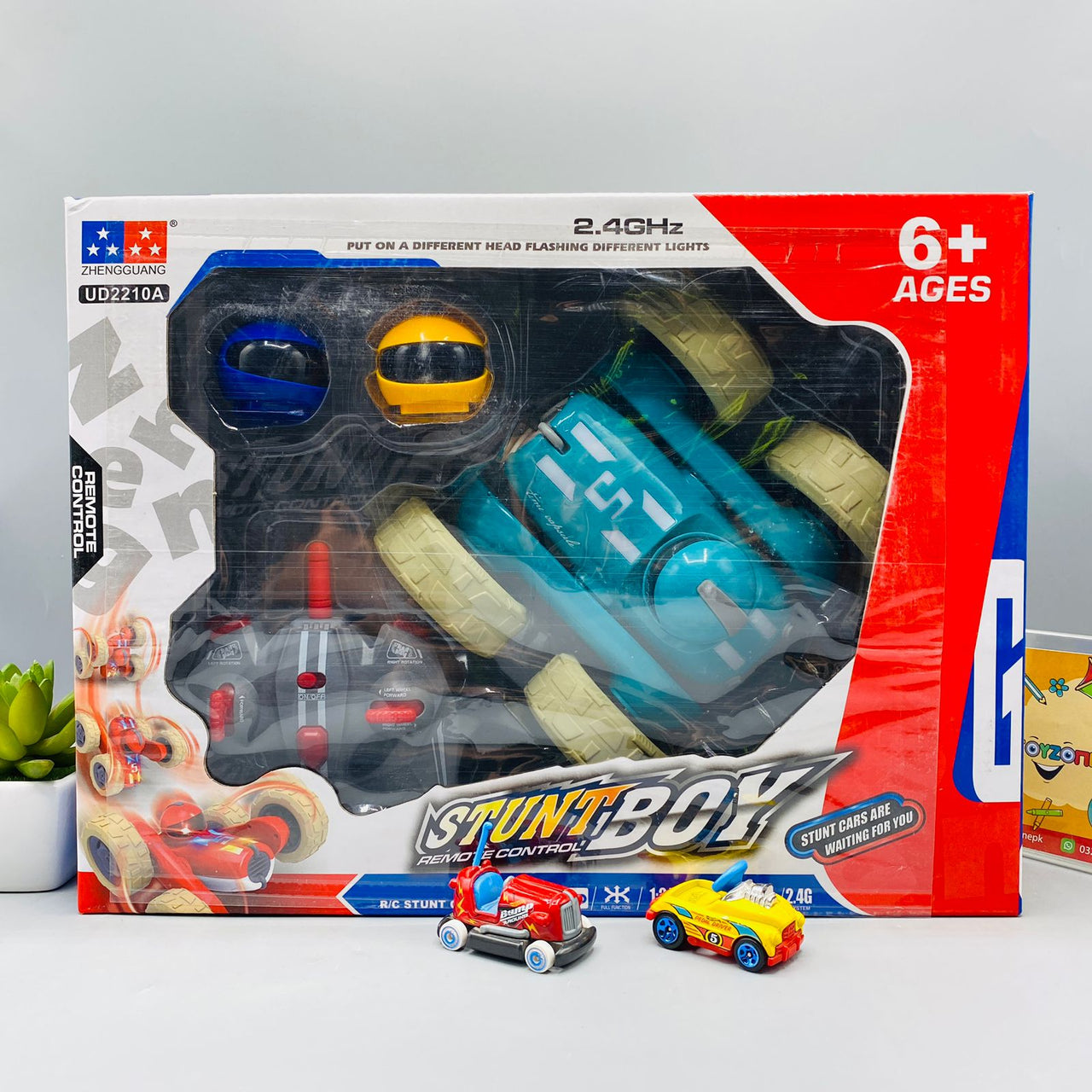 1/24 4WD 2.4GHZ RC Stunt Car