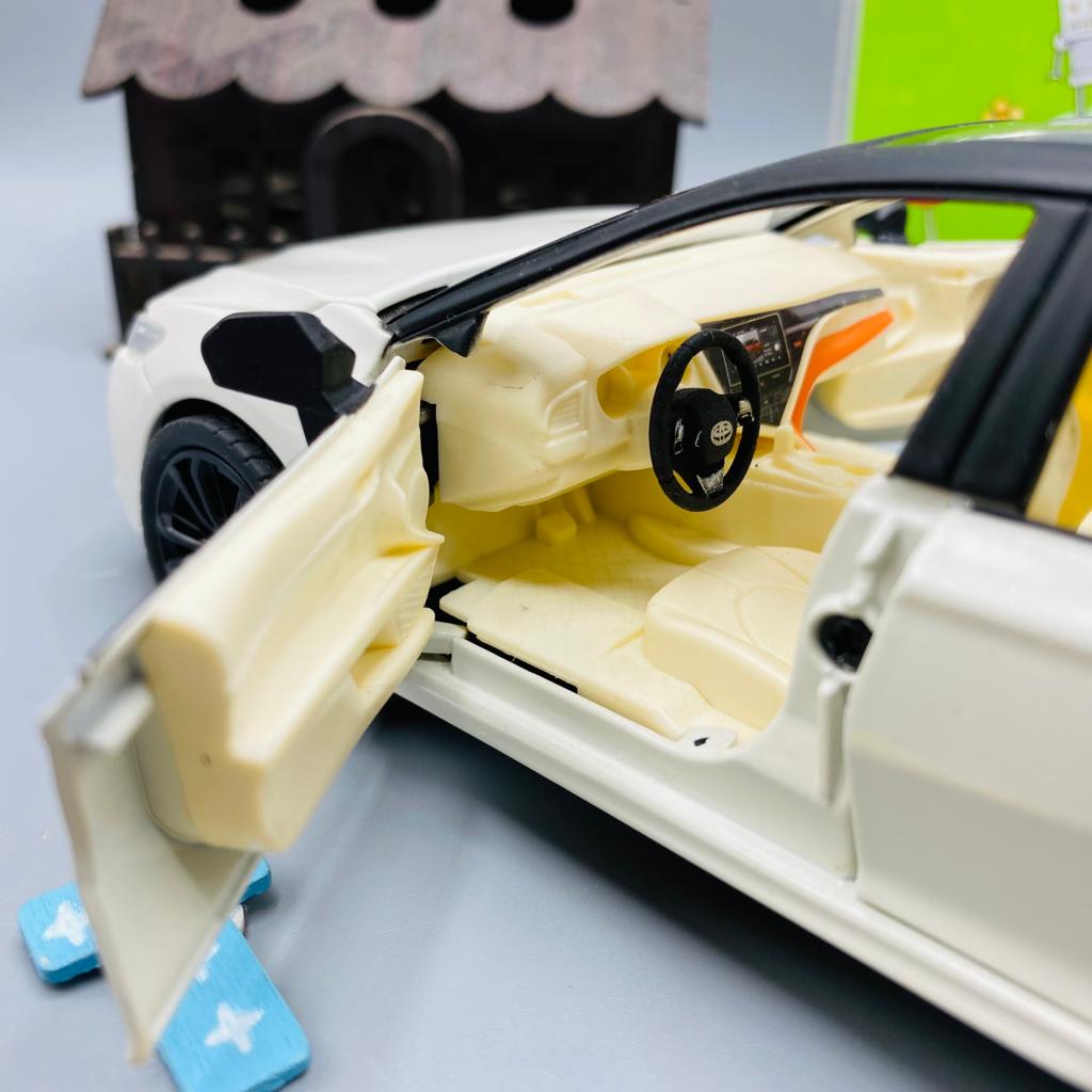 die-cast-model-toyota-camry-2019