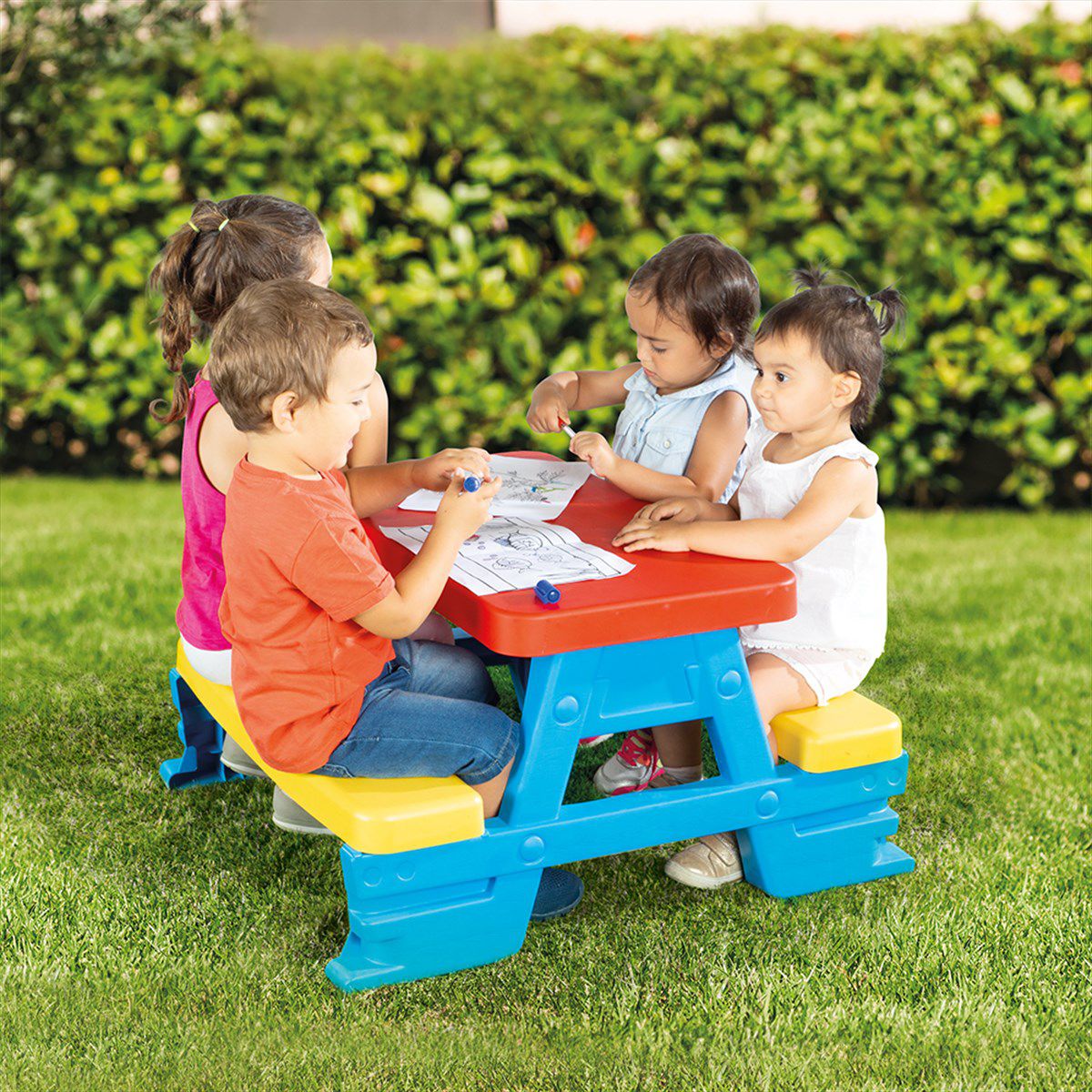 dolu red and yellow picnic table