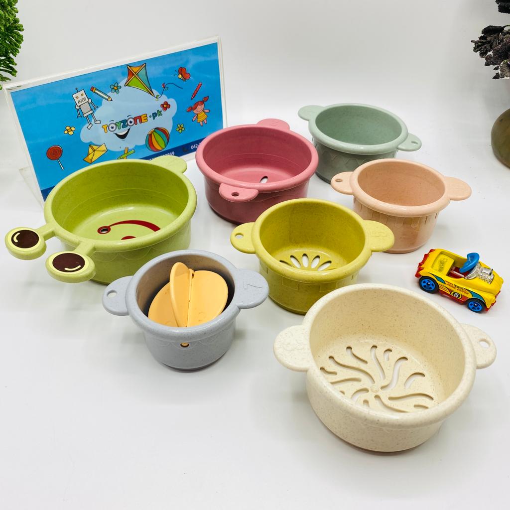 baby stacking cups