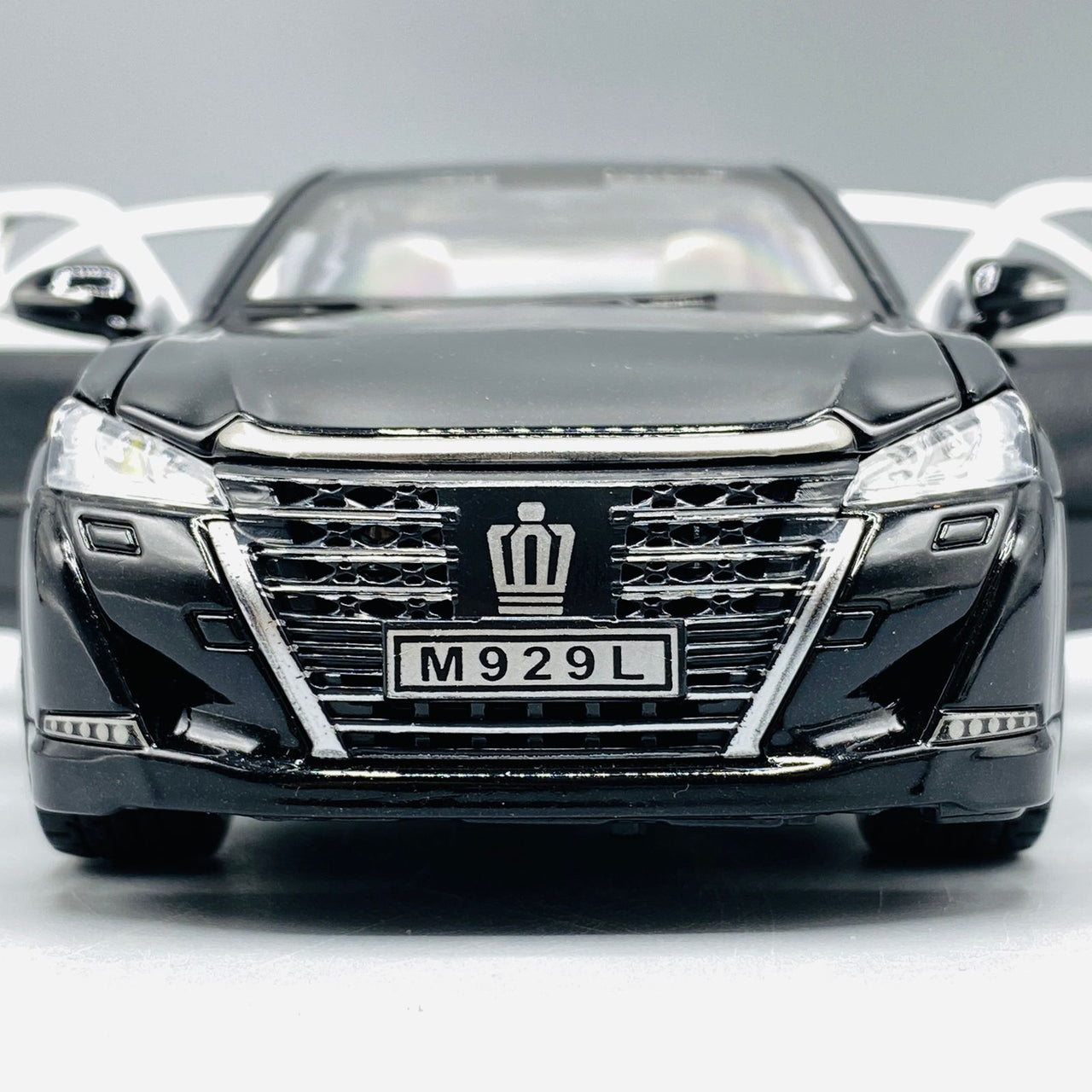 diecast toyota crown pull back car