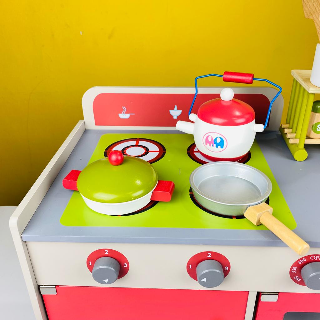 european wooden kitchen