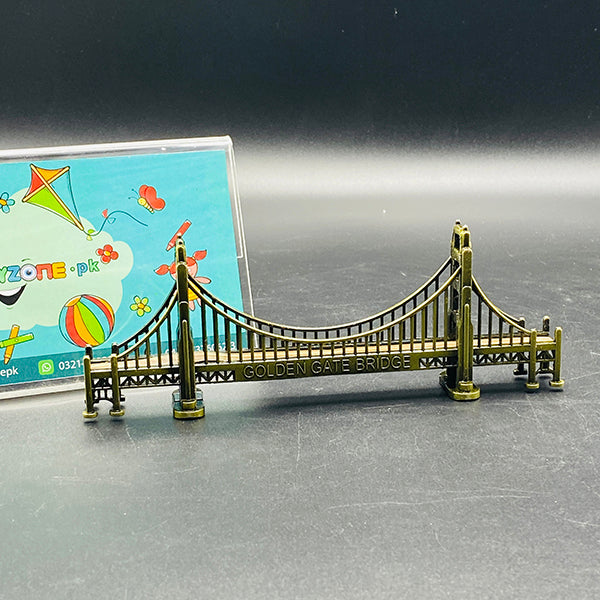 metal souvenir golden gate bridge